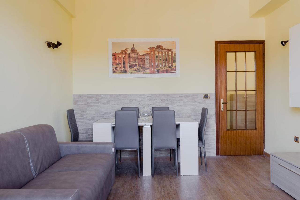 Le Rondini Apartment, 5 Persone, 2 Balconi, Policlinico Tor Vergata E Casilino Roma Dış mekan fotoğraf