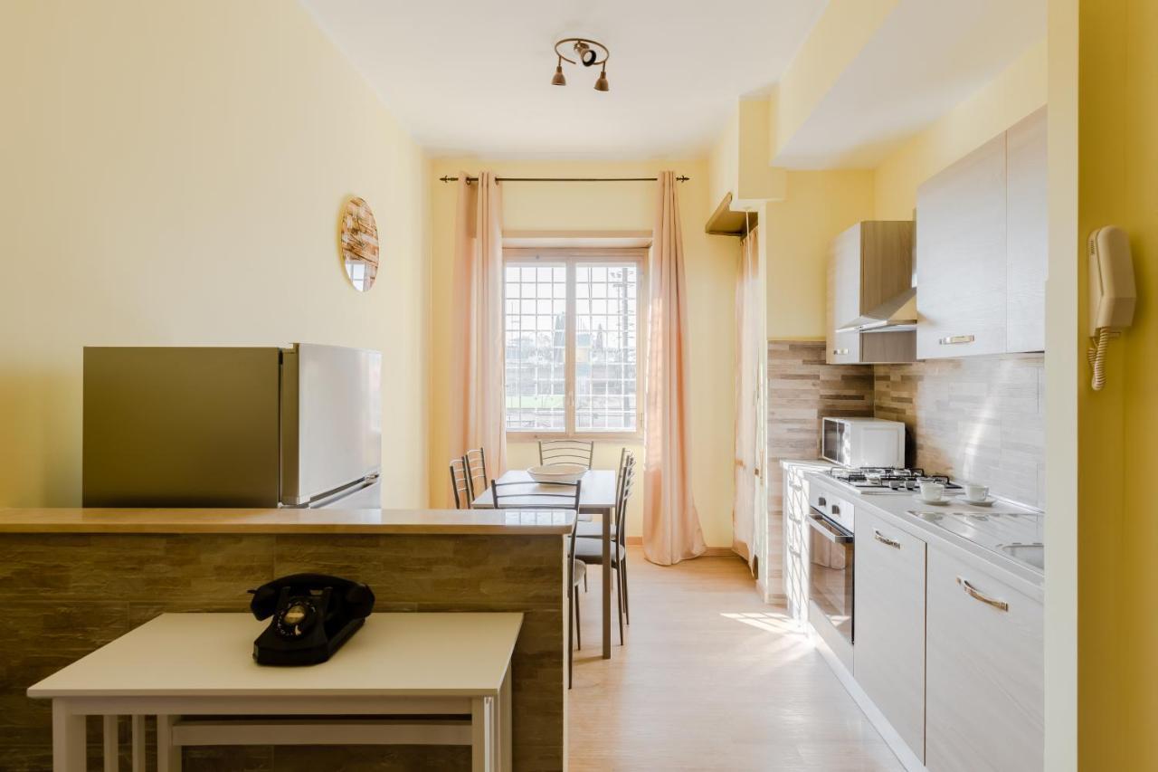 Le Rondini Apartment, 5 Persone, 2 Balconi, Policlinico Tor Vergata E Casilino Roma Dış mekan fotoğraf